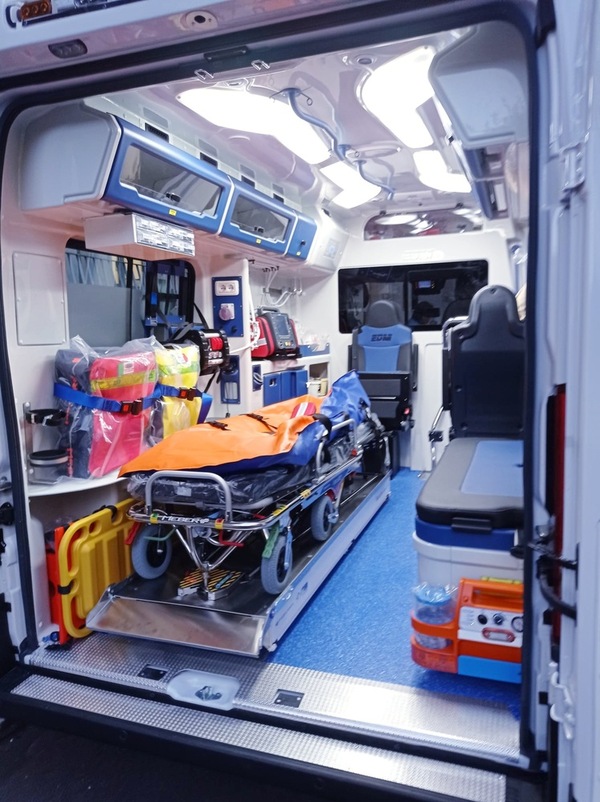 ++ Crolla tettoia in cantiere, un morto ed un ferito tra gli operai ++