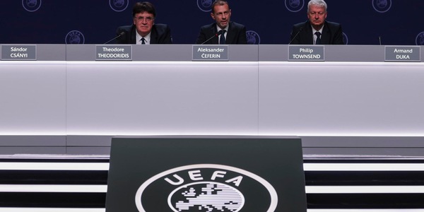 Uefa "la Fifa non può usare il calcio per arricchirsi, cresce l'opposizione al piano"