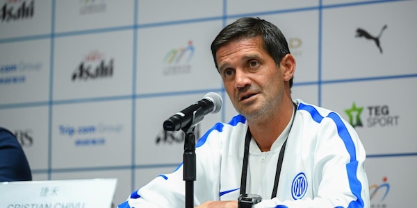 Inter, Chivu accoglie Stones e chiama altri rinforzi: “Mercato? Va alzato il livello, serve pazienza"