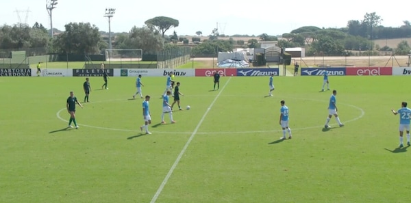 La Lazio batte l'Avellino di Nesta 6-3: doppietta di Ratkov, gol di Taylor