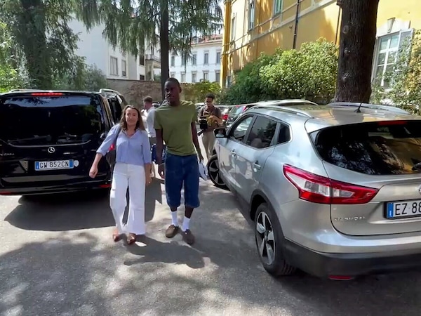 Chalobah sbarca a Como: "Let's go"