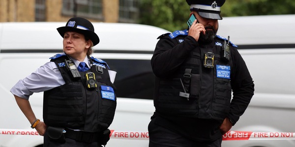 4 persone accoltellate nel centro di Londra, arrestata una donna