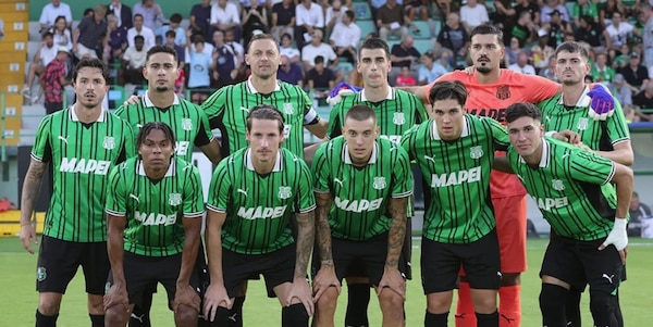 Sassuolo, inutile il gol di Bakola. Disastro Laurienté: espulso per rissa