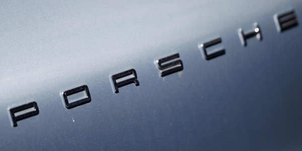 Porsche in pressing su Vw, 'servono decisioni veloci, in gioco il futuro'