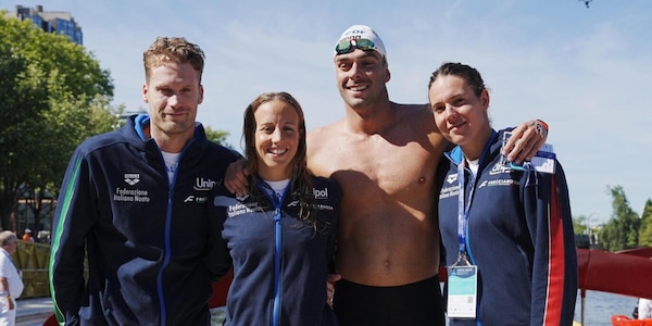 Europei di nuoto, l'Italia sfiora l'impresa nella staffetta mista 4x1500
