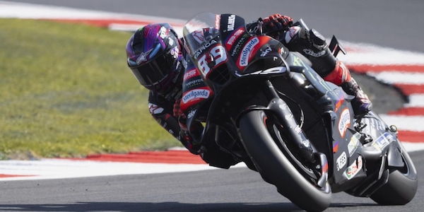 MotoGP, Martin trionfa nella Sprint di Silverstone. Bezzecchi ottimo terzo