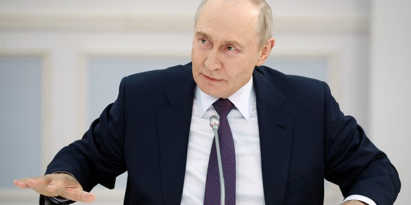 Putin, 'risponderemo ai sequestri di nostre navi da parte degli europei'