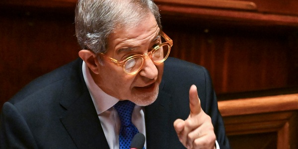 Musumeci, 'a Catania è fuori posto l'aeroporto, non il vulcano'