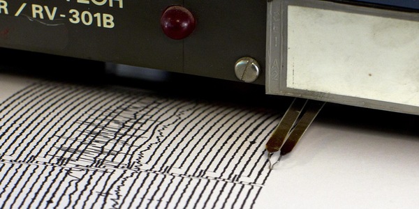 Terremoto di magnitudo 7.7 in Indonesia