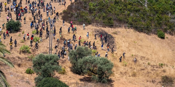 Marocco, 300 migranti fermati mentre tentavano di raggiungere Ceuta