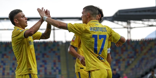 Il Frosinone ne fa quattro alla Juve Stabia: show di Kvernadze