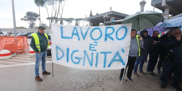 Stellantis, a Cassino stop alla produzione fino al 31 agosto