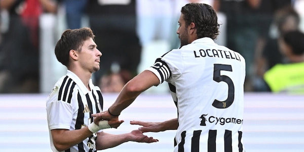 Juve-Juve Next Gen finisce 2-0: segnano Conceicao e McKennie, poi l'invasione pacifica dei tifosi