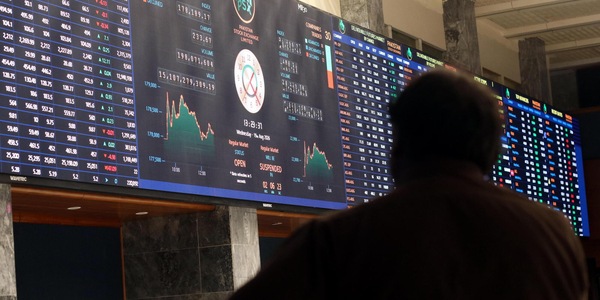 Il petrolio in calo a New York, a 84,54 dollari