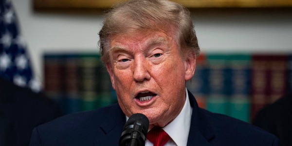 Trump annuncia, 'da oggi guerra economica contro l'Iran'