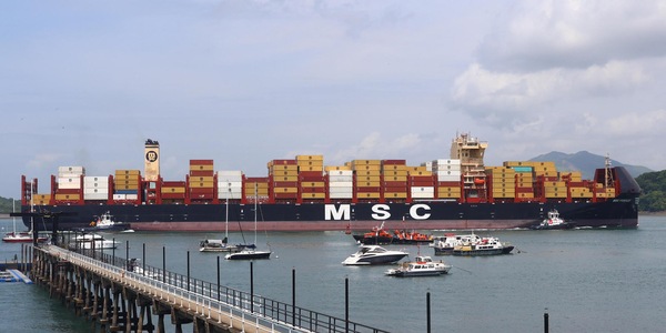 Panama, meno navi nel Canale da settembre per la siccità