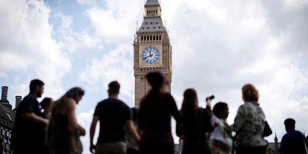 Deficit di bilancio a sorpresa in Gb, a luglio per 1,8 miliardi di sterline