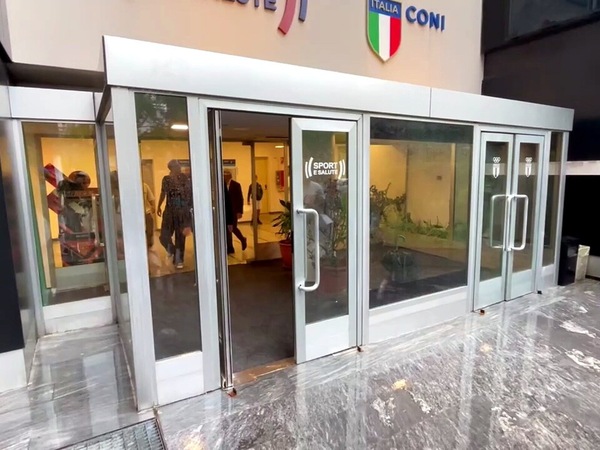 Inter, visite mediche per Jones