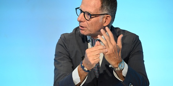 Fava, per la pensione dei giovani 'salvadanaio' all'Inps con un chip dello Stato