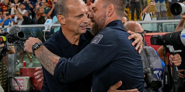 Dall'abbraccio con De Rossi alle urla in panchina: la prima di Allegri in campionato con il Napoli
