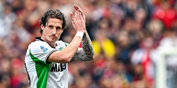 Pinamonti, ancora 48 ore per la Lazio: c’è il nodo formula, ancora una volta