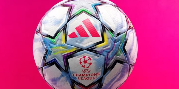Champions League, svelato il nuovo pallone: il dettaglio della nebbia che sorprende tutti
