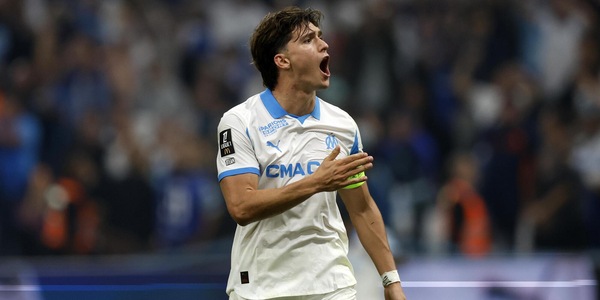 Roma-Balerdi ai dettagli, affare con l'OM in chiusura