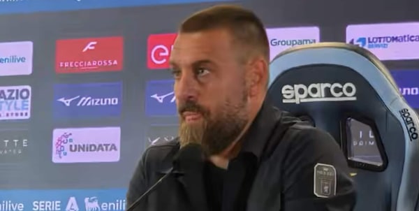 De Rossi provocato in conferenza dopo Lazio-Genoa reagisce così: "Sei ossessionato da me e dalla Roma"