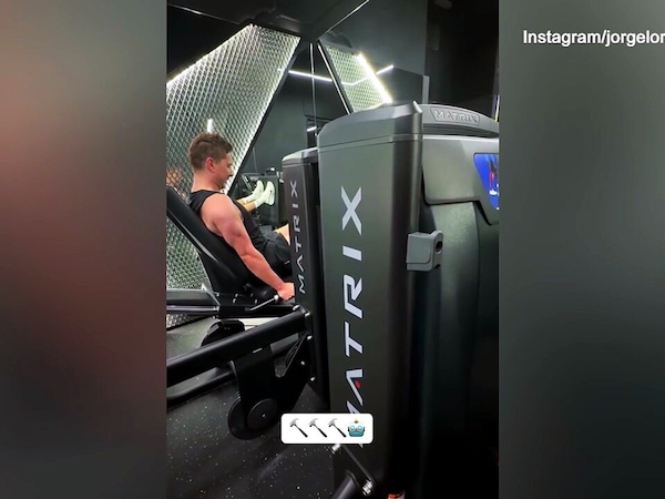 Jorge Lorenzo mostra i muscoli