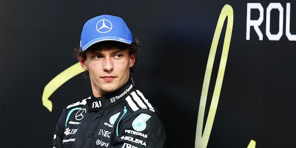 Formula 1, Gp d'Italia: Antonelli leader penalizzato, la Ferrari punta al top nel ricordo di Schumacher