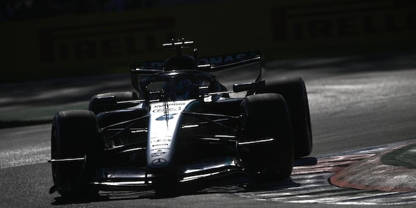 Giochi di strategia nelle seconde libere: la Mercedes spaventa la Ferrari