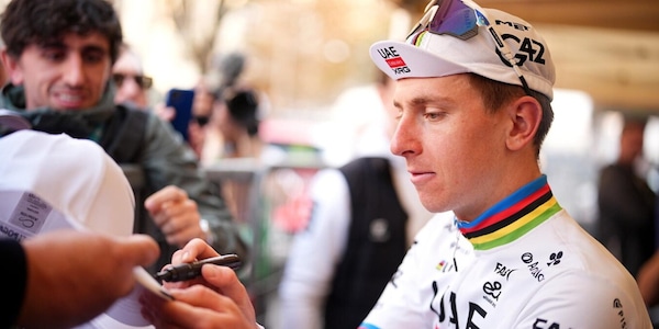 Pogacar, stagione finita ma c'è il rinnovo con l'Uae Team Emirates: "Ancora molto da realizzare"