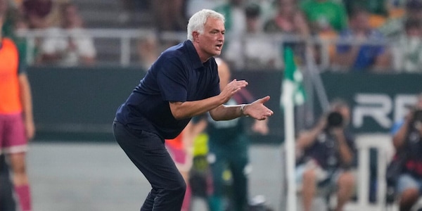 Real Madrid-Inter, Mourinho contro Chivu: un debutto in Champions League nel ricordo del Triplete