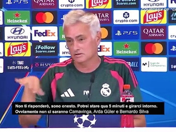 La frecciata di Mourinho: "Emergenza a centrocampo? L'algoritmo forse parla Italiano"