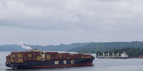 Il Canale di Panama non esclude nuove restrizioni al transito a causa di El Niño