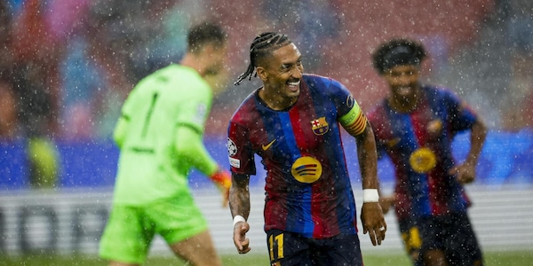 Il Barcellona travolge il Feyenoord: doppietta di Raphinha, a segno anche Adeyemi, Yamal e Gabriel Jesus