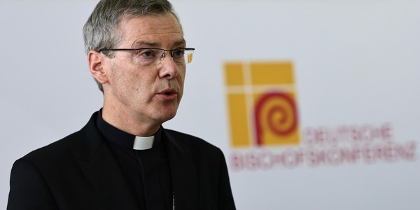 Capo vescovi Germania, 'non c'è posto nella Chiesa per l'ideologia Afd'