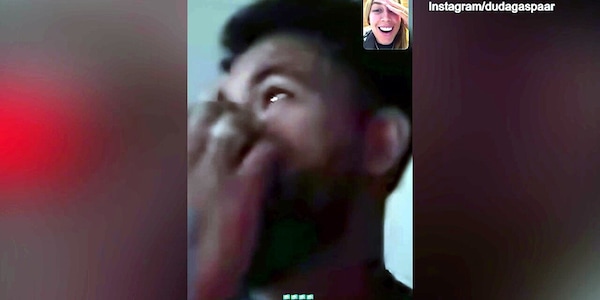 Dall'attesa alle lacrime: Douglas Luiz piange per il Brasile