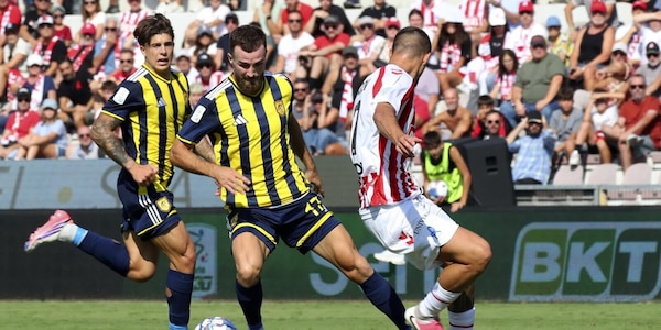 Juve Stabia, che cuore a Vicenza! Iemmello regala la prima vittoria al Catanzaro. L'Ascoli scivola a Padova