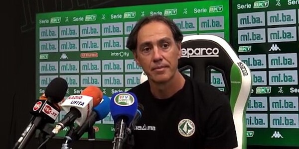 Nesta-Inzaghi, bellissimo abbraccio in sala stampa