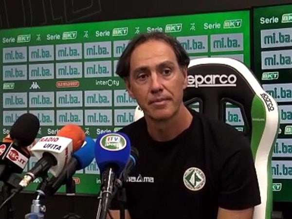 Nesta-Inzaghi, bellissimo abbraccio in sala stampa