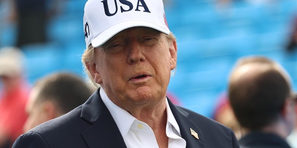 Trump, 'gli Usa in vantaggio sull'Ia, non uccidete la gallina dalle uova d'oro'
