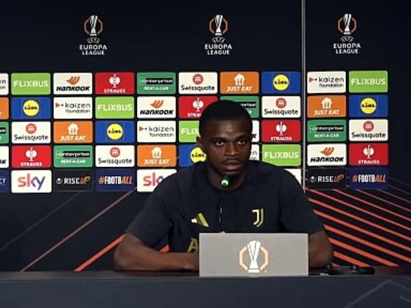 Juventus, imprevisto particolare per Kalulu in conferenza