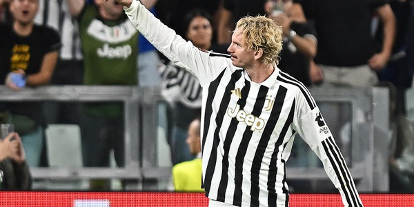 Europa League: Juve travolgente all'esordio, 5-0 al Nec