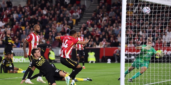 Il Chelsea crolla sotto i colpi del Brentford: Xabi Alonso sconfitto 3-0