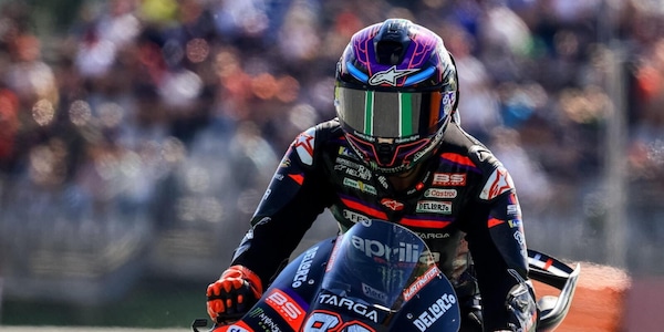 Martin vince la Sprint e si riprende il primo posto su Marquez. Acosta si butta via