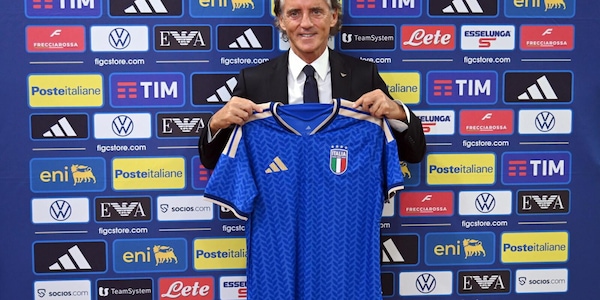 Italia, dove seguire la conferenza di Mancini. Cagliari, il risultato del test sull'uso di sostanze per Maldini