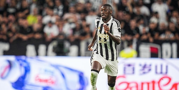 Kolo Muani operato al dito: il bollettino medico della Juve rassicura i tifosi
