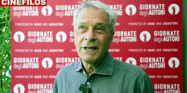 Roberto Cimpanelli - intervista al regista di Mare Mosso