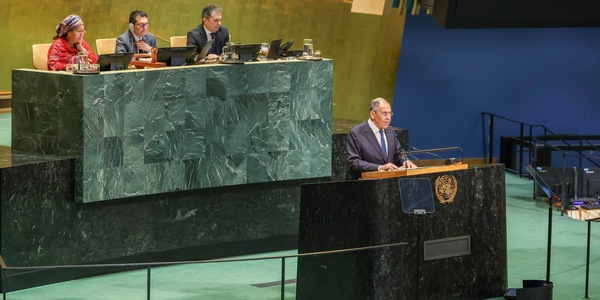 Lavrov, 'a Kiev regime russofobo, Europa ostacola i negoziati di pace'